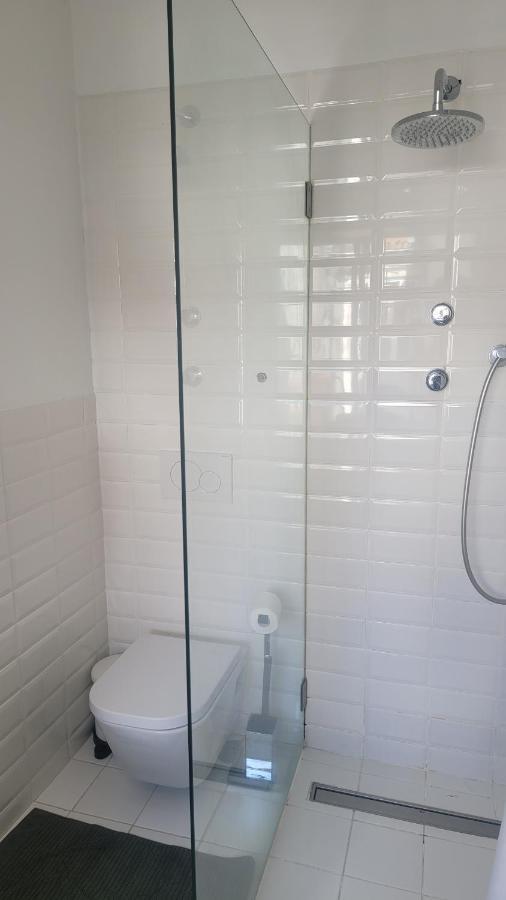 Gæstehus Tiny With Private Bathroom - Bairro Alto Lisboa